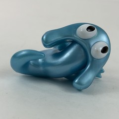 Rare – Rainbow Friends Phatmojo Mini Figure Series 2 “Shiny” Cyan Blue