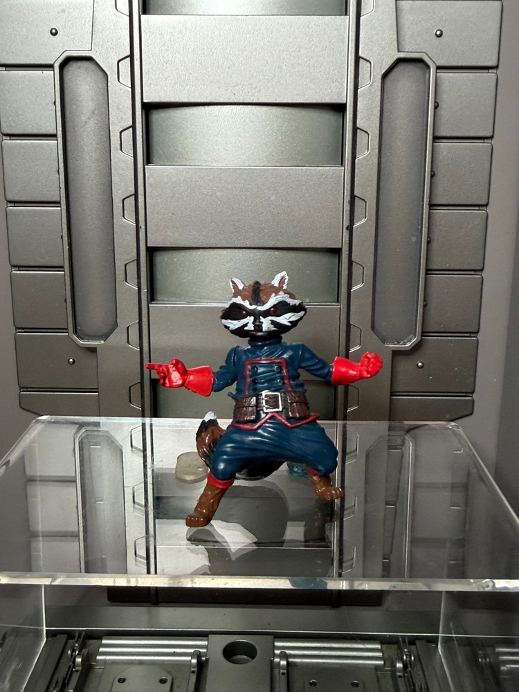 Marvel Universe Rocket Raccoon Action Figure (3.75″ Scale) Action Figure LOOSE