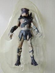 NECA Predator Series 1 Masked Berserker Predator 7″ Action Figure