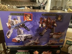 NEW 2022 Takara Tomy 35th Street Fighter II x Transformers Optimus vs Megatron