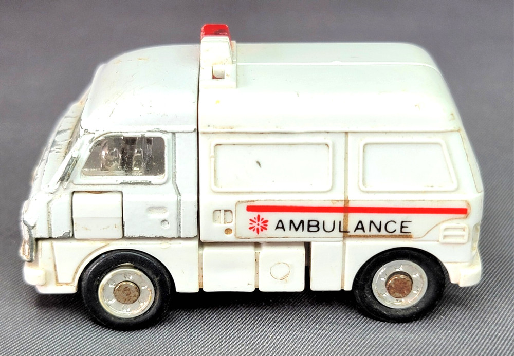 Tonka GoBots MR-15 Rest-Q Ambulance Transformer Vintage 1983 Go-Bots