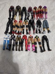 MATTEL WWE LOT OF PARTS, THIS ONE IS LOWER BODIES. LOT C