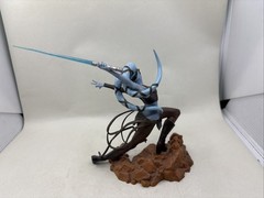 Star Wars Unleashed Aayla Secura Sculpture Figure Hasbro 2004