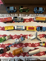 48 THOMAS THE TRAIN & FRIENDS Wood, Vintage, Metal, Buildings, Track, People +++