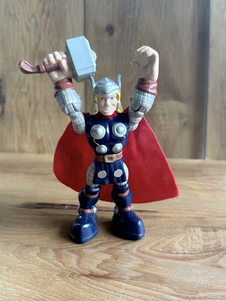 Marvel Thor Action Figure w/ Cape Hammer Plastic Fabric Red Blue Silver