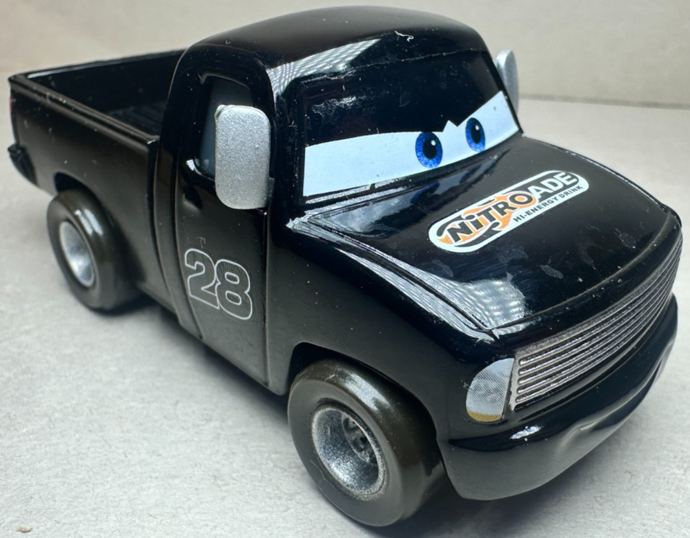 Disney Pixar Cars Nitroade Crew Chief Pickup #28 Aiken Axler Diecast 1:55 FC