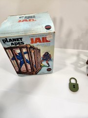 Mego Planet Of The Apes Jail 1967 Original Action Figure Cage Original Box