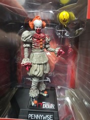 Pennywise (Welcome to Derry) 6″ Posed Figure Gold Label – McFarlane Toys