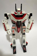 “Transformers” Jetfire (Skyfire), G1 complete (Robotech Macross Veritech)