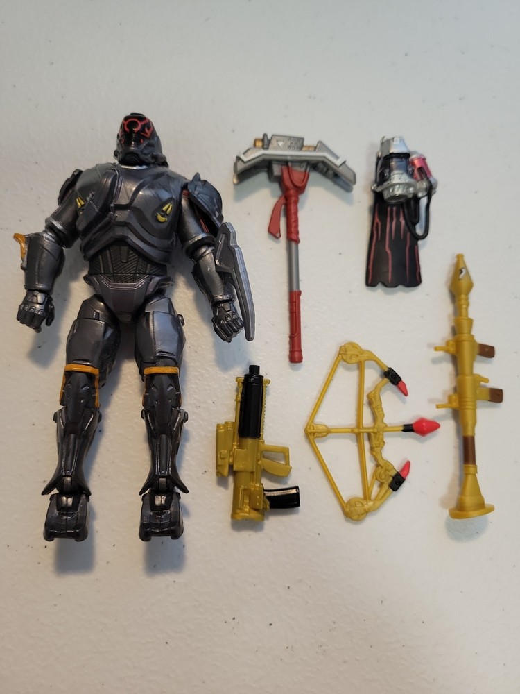 Fortnite 4″ The Scientist action figure with accessories