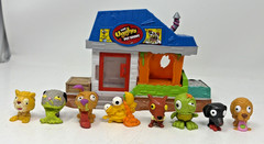 The Ugglys Pet Shop Pets Figures Lot Of 8 Moose Toys Rubber 1.5” Store Sounds
