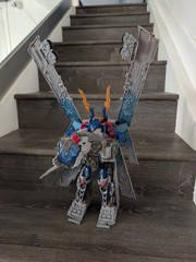 2011 Transformers Dark Of The Moon DOTM Ultimate Optimus Prime – Incomplete