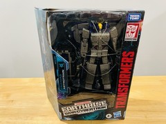 Transformers War For Cybertron Earthrise Leader WFC-S51 Astrotrain