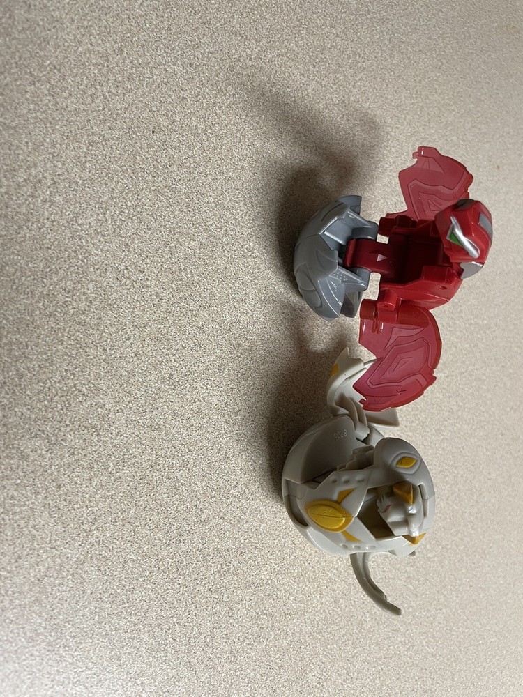 Bakugan Mechtanium Surge MCDONALDS Pyrus TITANIUM DRAGONOID 1000G Lot 2