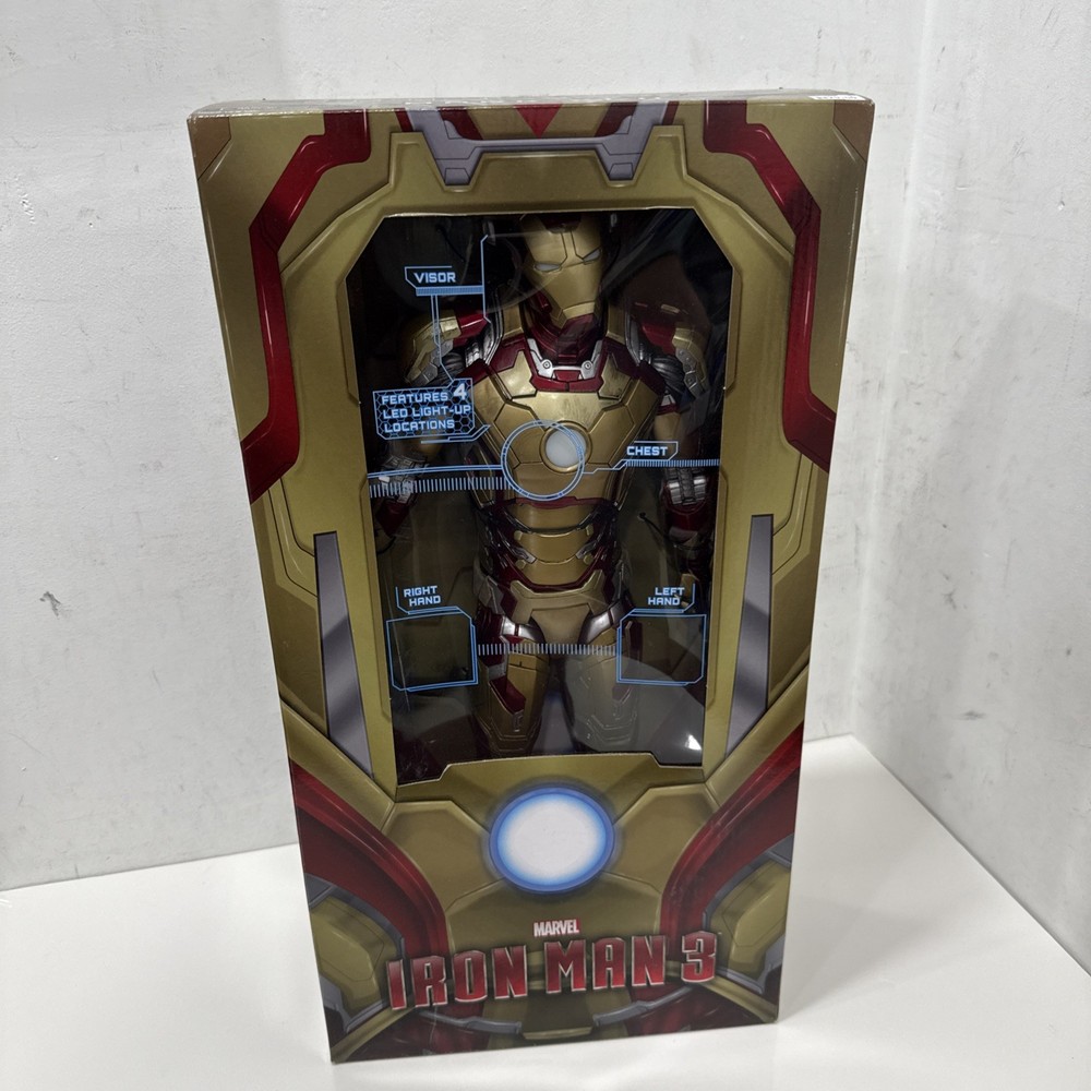 NECA Iron Man 3 (Mark 42) 1:4 Scale Action Figure New #1