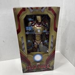 NECA Iron Man 3 (Mark 42) 1:4 Scale Action Figure New #1