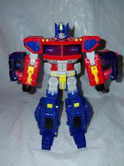 Used Transformers Classics Optimus Prime Complete 2006 Hasbro Voyager Class