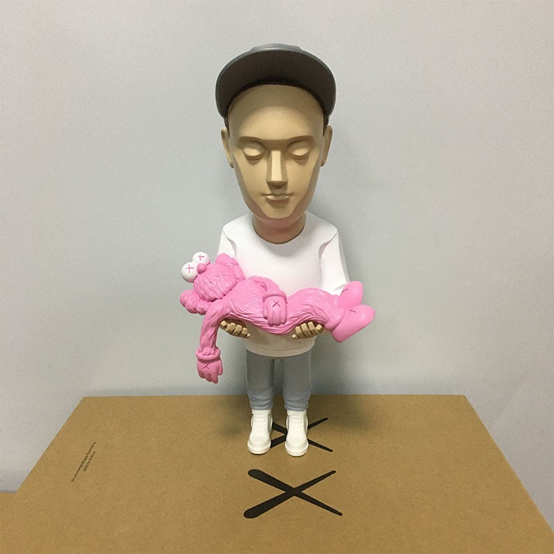 Celebrity Artist Actor Designer Culture Luxury Figure (Bryan Donnelly Kaws Pink)