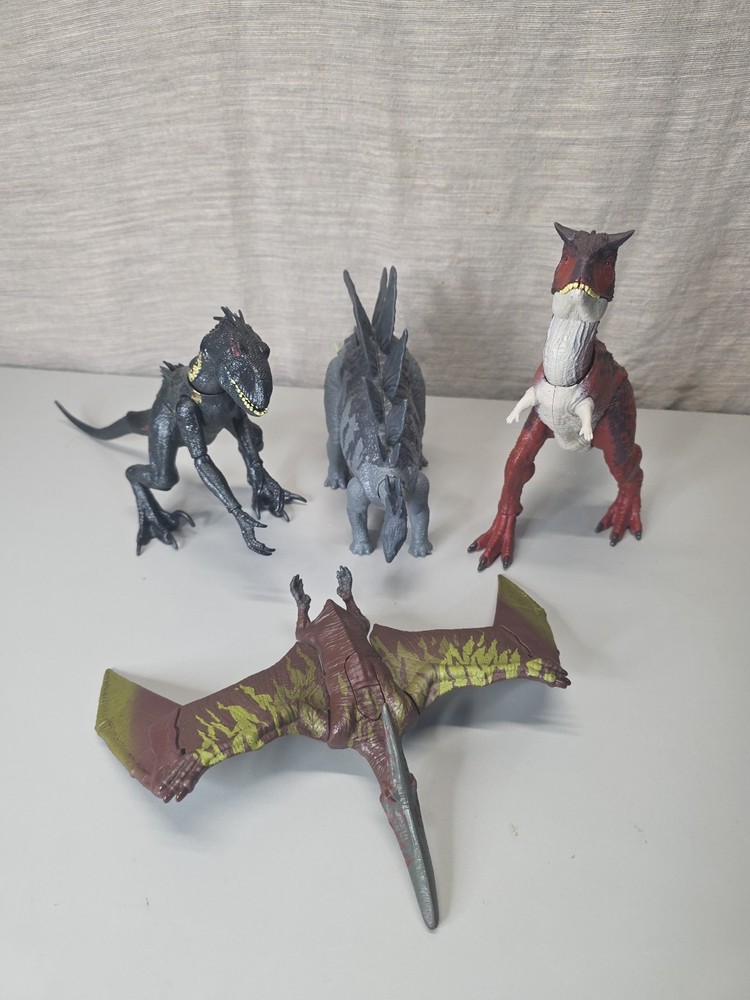 Jurassic World Mattel Dinos Lot Indoraptor StegosaurusPteranodonCarnotaurus