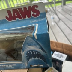 Funko ReAction – Jaws Great White Shark 10inch retro action figure
