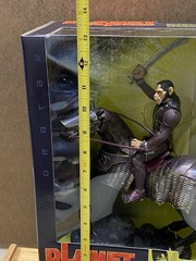 Hasbro Planet Of The Apes Thade With Battle Steed Action Figure 2001