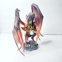McFarlane Dragons Sorcerer Figure 2005 Red Gold Variant Display READ