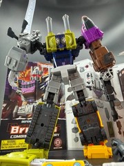 Blokees Transformers Defender Version – Bruticus Complete Set with Vehicles USA