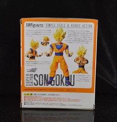 Sh figuarts Super Saiyan Goku Authentic Version Dragon ball Z 2010 New