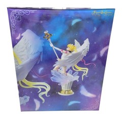 Bandai Figuarts Zero chouette Eternal Sailor Moon Figure