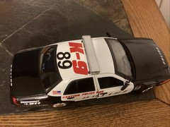 1/18 Melrose K-9 Black And White Police Car By MOTOR MAX •Discontinued• RARE