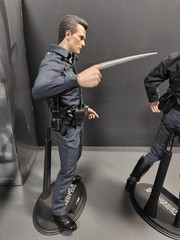 Hot Toys Terminator T-1000 3‑Figure Set 1/6 Movie Masterpiece