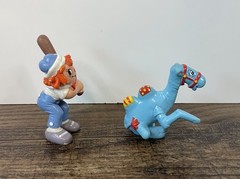Vintage Raggedy Andy & Camel 3″ PVC Figure Set Baseball Bat Berrie