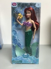 Disney Classic Princess Ariel Doll includes Flounder – from Little Mermaid – NEW