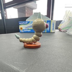 TOMY Pokémon Weedle Beige Plastic Caterpillar Figure Toy w/ Orange Base #5