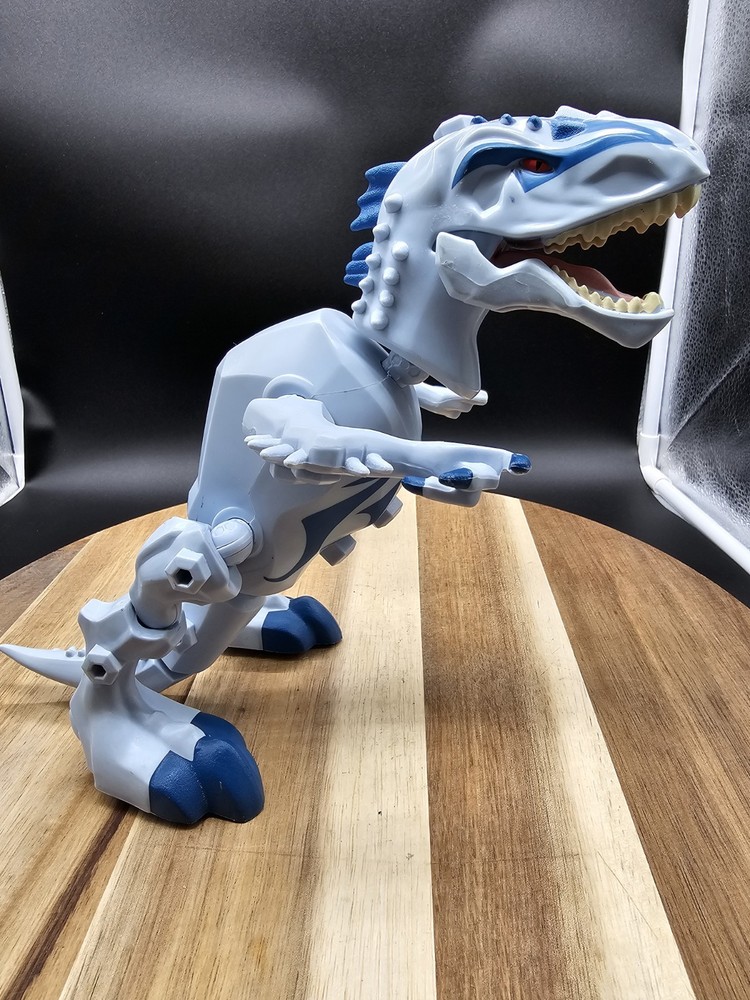 2015 Jurrasic World Uni & Amblin T-Rex