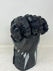 Marvel Infinity Gauntlet Light-Up Sound FX Articulated Cosplay Glove Black AS-IS