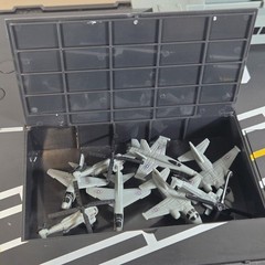Vintage 2001 Hasbro GI Joe USS Saratoga Aircraft Carrier w/ 8 Planes NOT WORKING