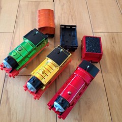 HTF! GOLDEN THOMAS, METALLIC JAMES & PERCY! Thomas Train Motorized Trackmaster