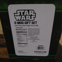Star Wars 2 Mug Gift Set: Boba Fett, & Han Solo w/ Lando, Yoda on Cocoa Mix Box