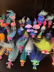 Hasbro DREAMWORKS Trolls Movie Band Collectible Dolls Assorted Lot Of 50