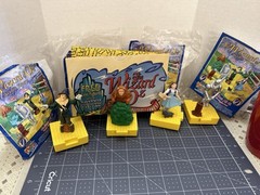 Blockbuster Wizard of Oz Set 4 Movable Toys 1997 Dorothy Scarecrow Tin Man Lion