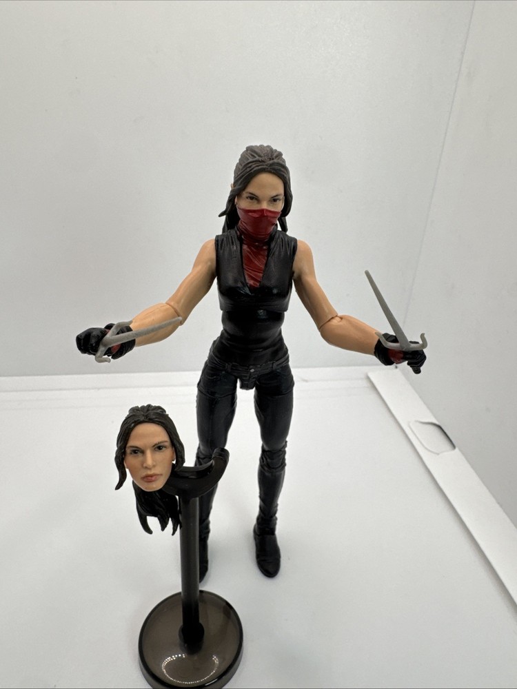 Hasbro Marvel Legends Elektra 6″ Figure Netflix Series Man-Thing BAF Daredevil