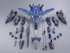 BAS65124: DX Chogokin Macross Frontier VF-25G Super Messiah Valkyrie Revival Ver