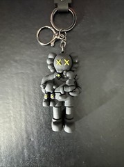 3D Keychain (Carrying) Figure Keyring ✅ SAME DAY SHIPPING