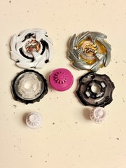 White Cobalt Dragoon J League Version And Yellow Cobalt Dragoon w pink elevate