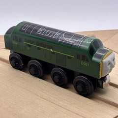 Thomas Wooden Railway Green D261 The Diesel Train Vintage 1997 Britt Allcroft