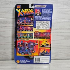 Toy Biz 1996 Marvel X-Men Professor Xavier Mutant Armor Series Action Figure Toy