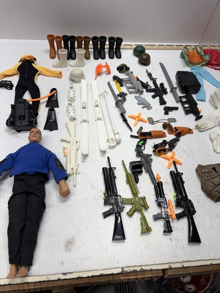 Vintage 1990s Hasbro 12 Inch Gi Joe Clothes Weapons Accessories Lot