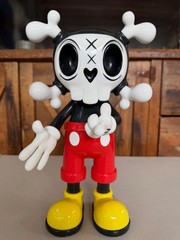 Theodoru JOLLY BONES ROGER -SKULLTOONS- New in Box – Limited Ed. Vinyl Art Toy