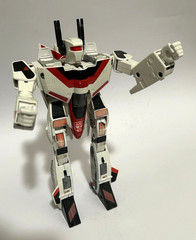 “Transformers” Jetfire (Skyfire), G1 complete (Robotech Macross Veritech)